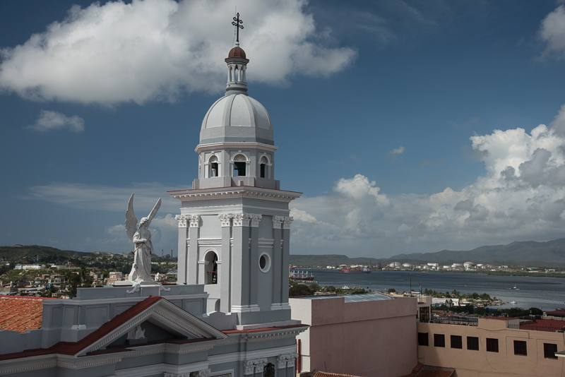 Cuba - Santiago - Cathedrale et baie