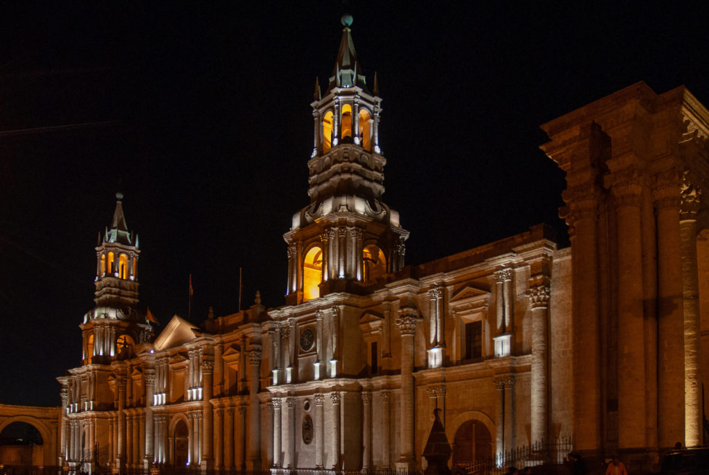 Pérou, Arequipa - La cathédrale de nuit