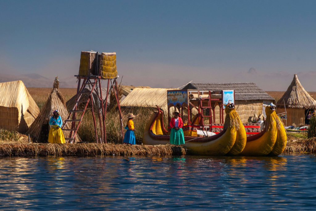 Pérou, lac Titicaca - Accueil sur une des îles Uros