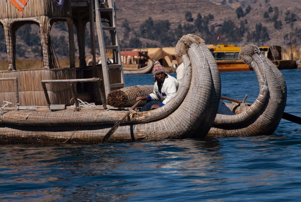 Pérou, lac Titicaca - Bateaux en Joncs (totoras)