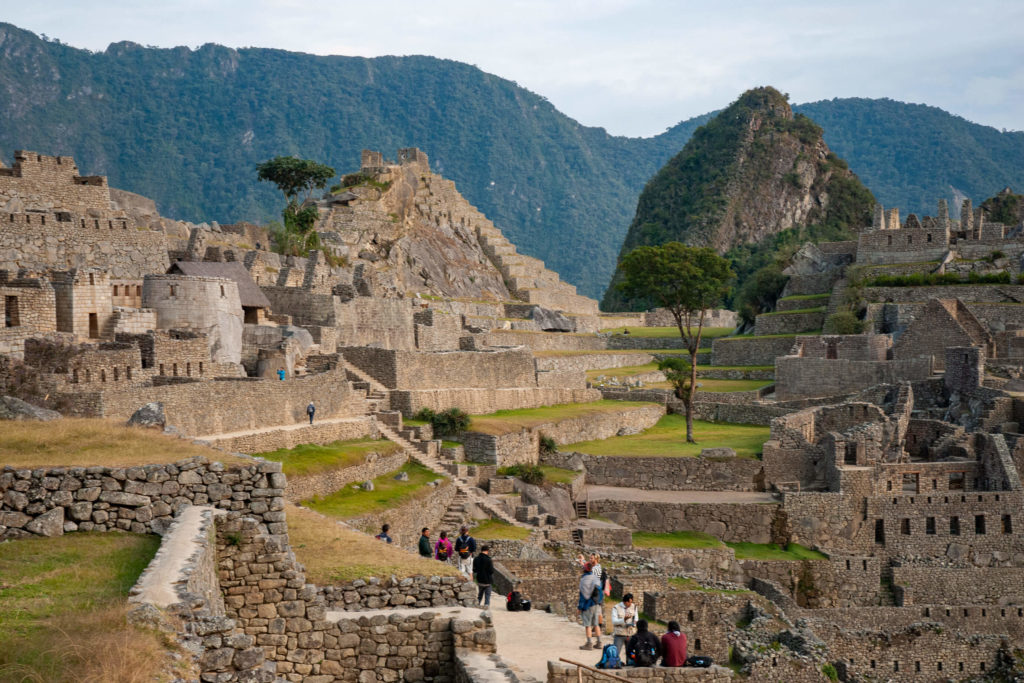 Pérou, Machu Picchu - Vue sur le temple du soleil au Machu Picchu