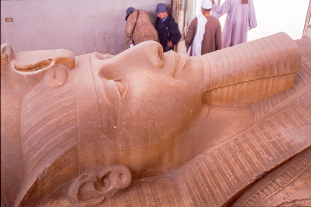 Egypte, Menphis - Colosse de Ramses II