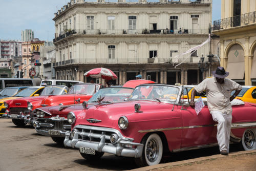 Cuba-La Havane - Rendez-vous pour les tours en belle américaine