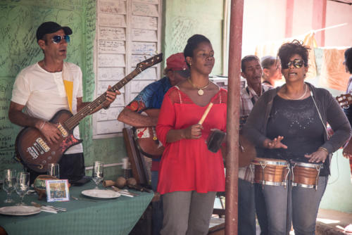 Cuba - musique chez Alexis, excellent restaurant de fruits de mer