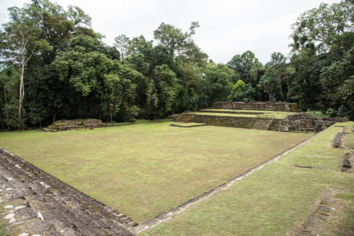 Site archéologique maya de Quiriguá, la grand place