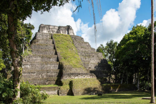 Yaxha, pyramide maya