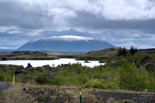 Islande, paysage enneigé autour du lac Myvatn
