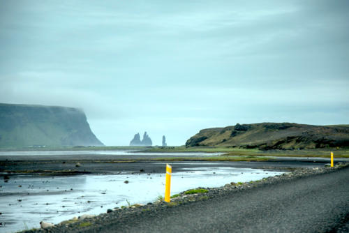 Islande, falaises et "trolls" près de Vik 