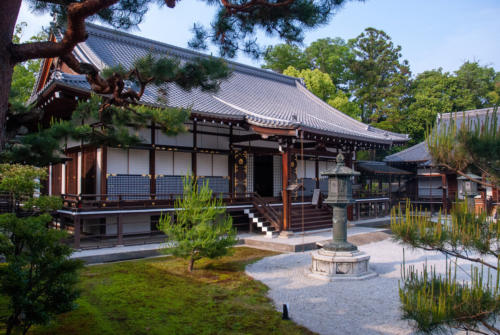 Japon, Kyoto - Sanjusangen-do, le temple aux mille statues