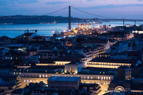 Les lumières de Lisbonne vues du château Saint Georges