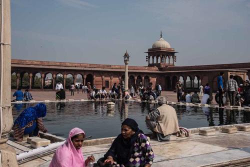 inde-delhi-grande mosquée-bassin