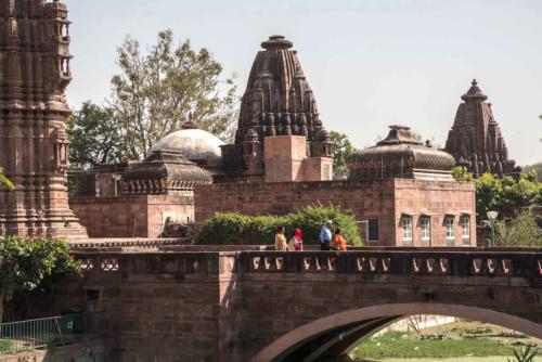 inde-rajasthan-jodhpur-mandore-pont