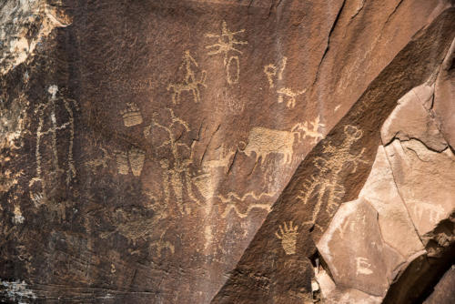 Canyonland  Needles - Détail des pétroglyphes du Newspaper Rock