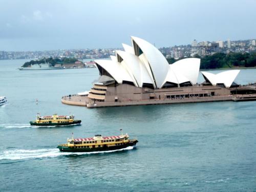 Australie - - Opéra dans baie de Sydney