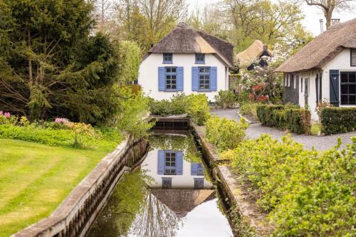Pays-Bas, Giethoorn, maison traditionnelle