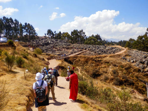 Pérou, Cuzco - Qenqo ou Kenko, un lieu de culte Inca (sacrifices et momifications)