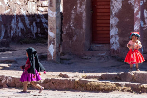 Pérou, lac Titicaca -Ile Taquile, enfants