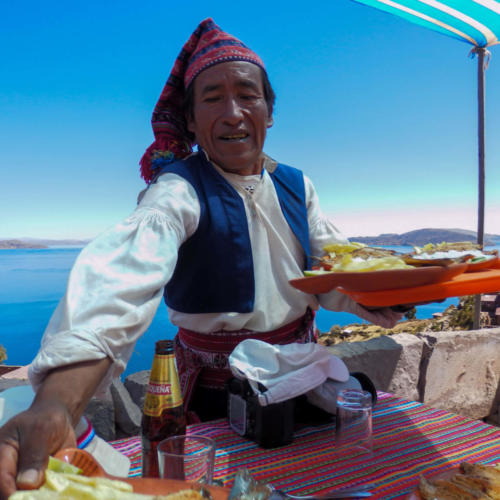 Pérou, lac Titicaca -Ile Taquile, restaurant avec vue
