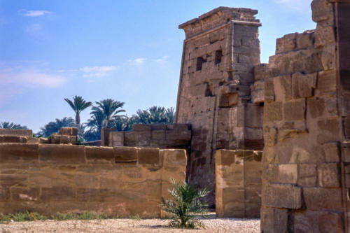 Egypte, Medineh Abou