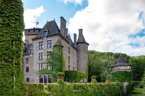France, Auvergne - Cantal, château de Pesteils